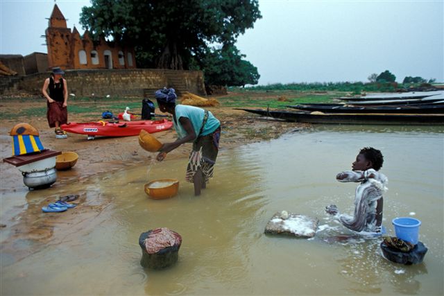 Photos of Kira Salak Kayaking 600 Miles To Timbuktu, Mali