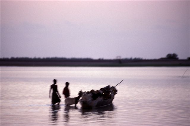 Photos of Kira Salak Kayaking 600 Miles To Timbuktu, Mali