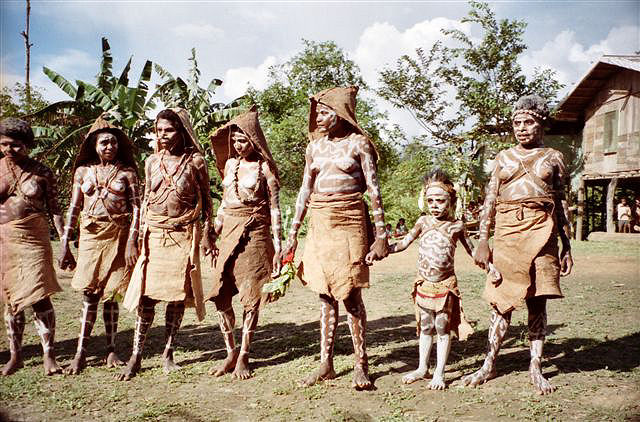 Photos of Kira Salak in Papua New Guinea